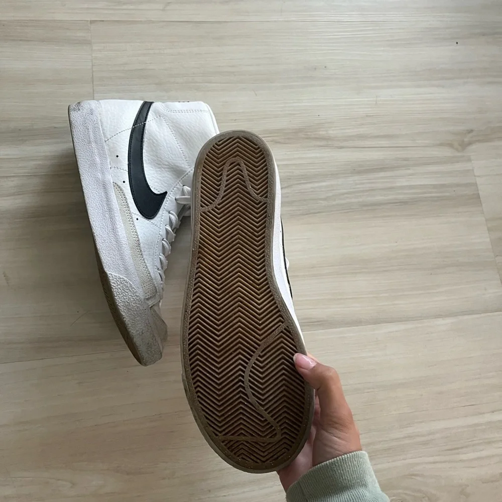 Nike Mid Blazer - Picture 4 of 5